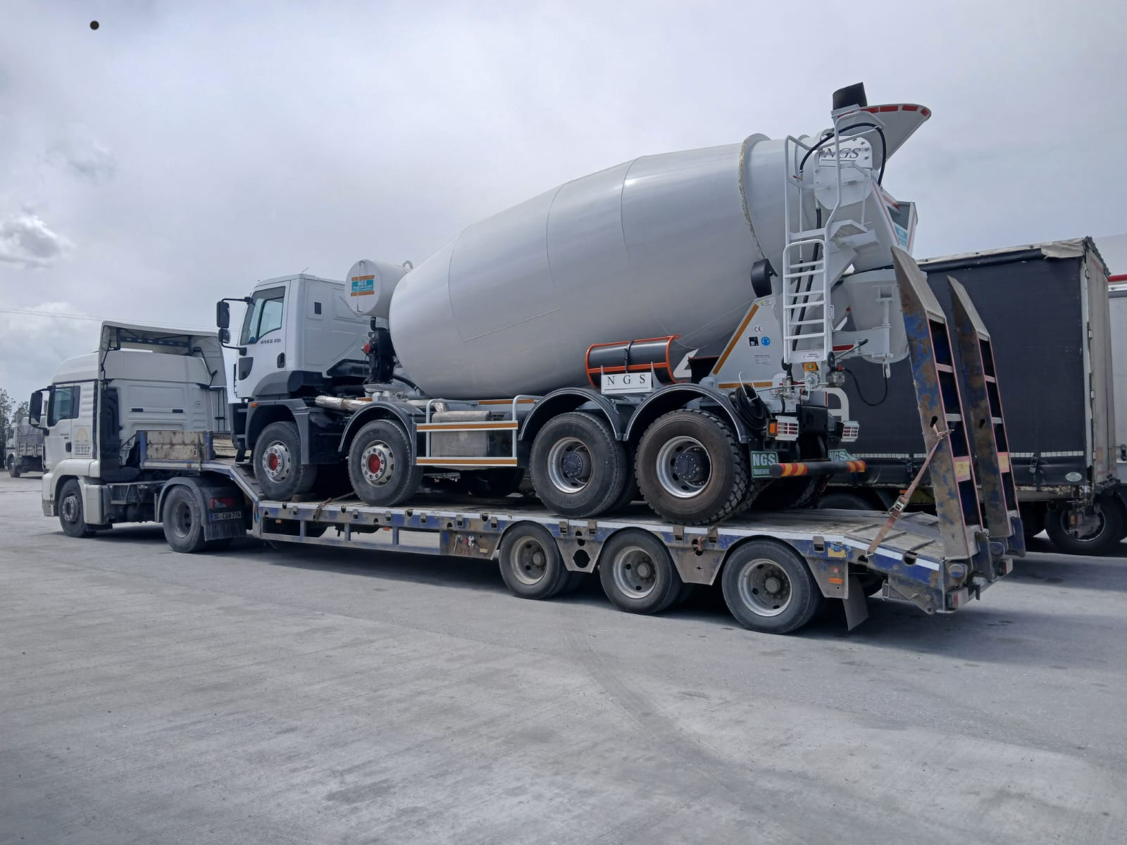 Ankara Yenimahalle,Şen Işık Ağır Nakliyat, Ağır Nakliyat, Köprü Tavan Kiriş Vinci Taşımacılığı,Köprü Tavan Kiriş Vinci Taşımacılığı,İş Makinesi ve Vinç Taşımacılığı